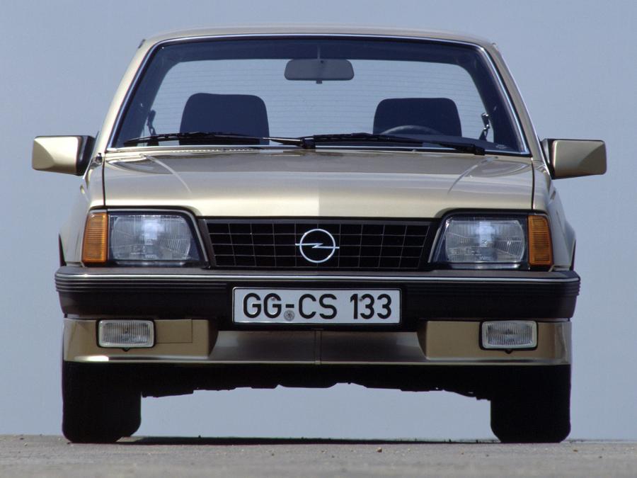 Opel Ascona CD 1983 года  (фото 6 из 10)